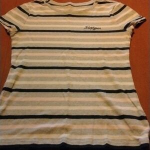TOMMY Hilfiger t-shirt top size small petite